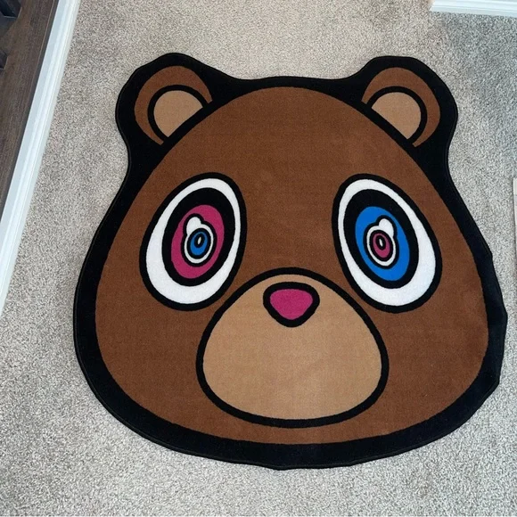 Kanye West graduation bear rug 🧸 - Picture 2 of 5